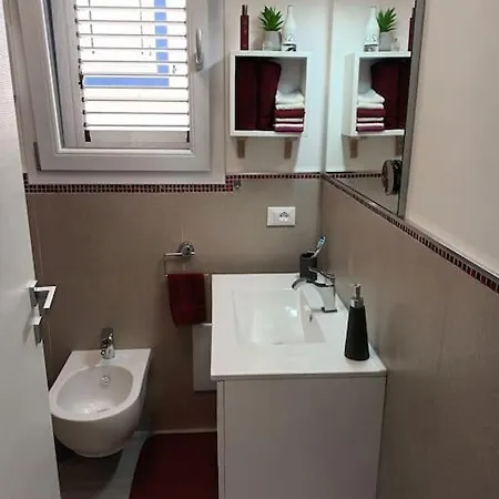 La Maris Apartment *
